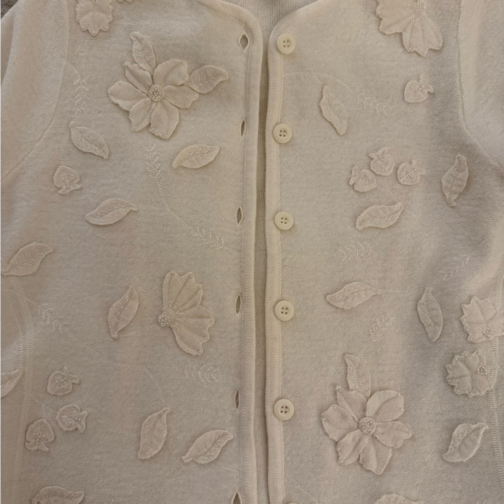 Pendleton Ivory Floral Cardigan - Picture 3 of 6